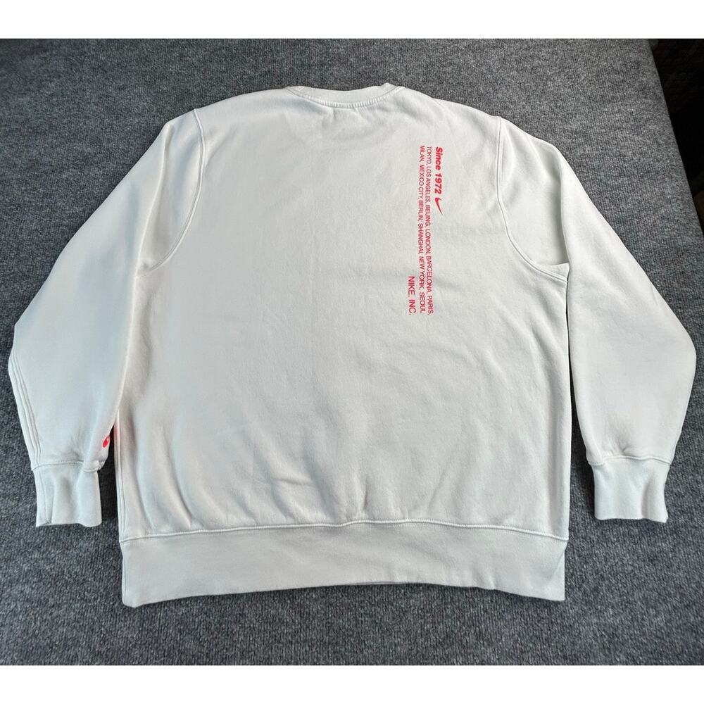 Nike International Sportswear Crewneck Sweatshirt White Red Graphic Logo M XXL - Picture 2 of 8